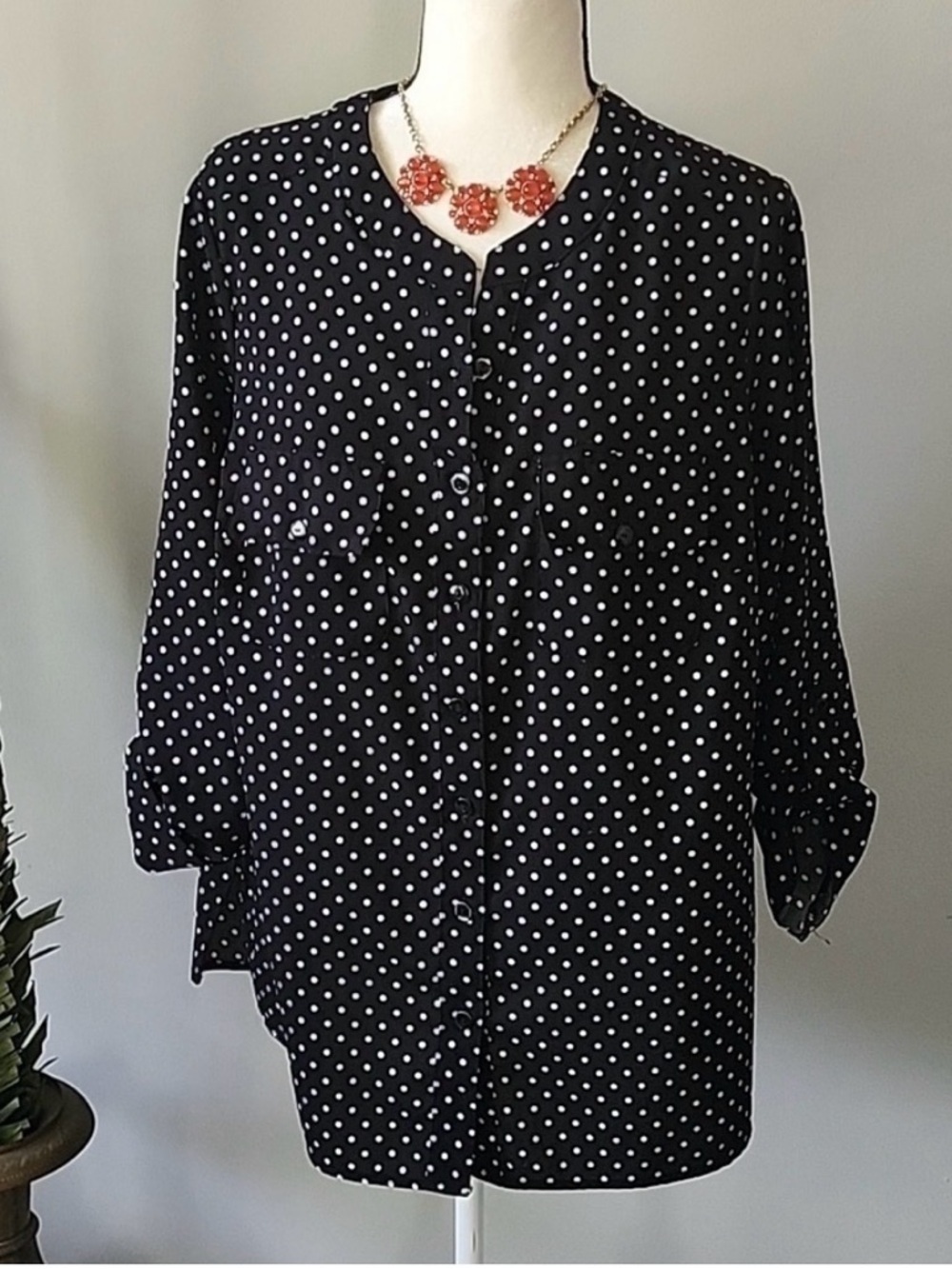 Notations Black and White Polka Dot Blouse with Straight Collar and Long Sleeves